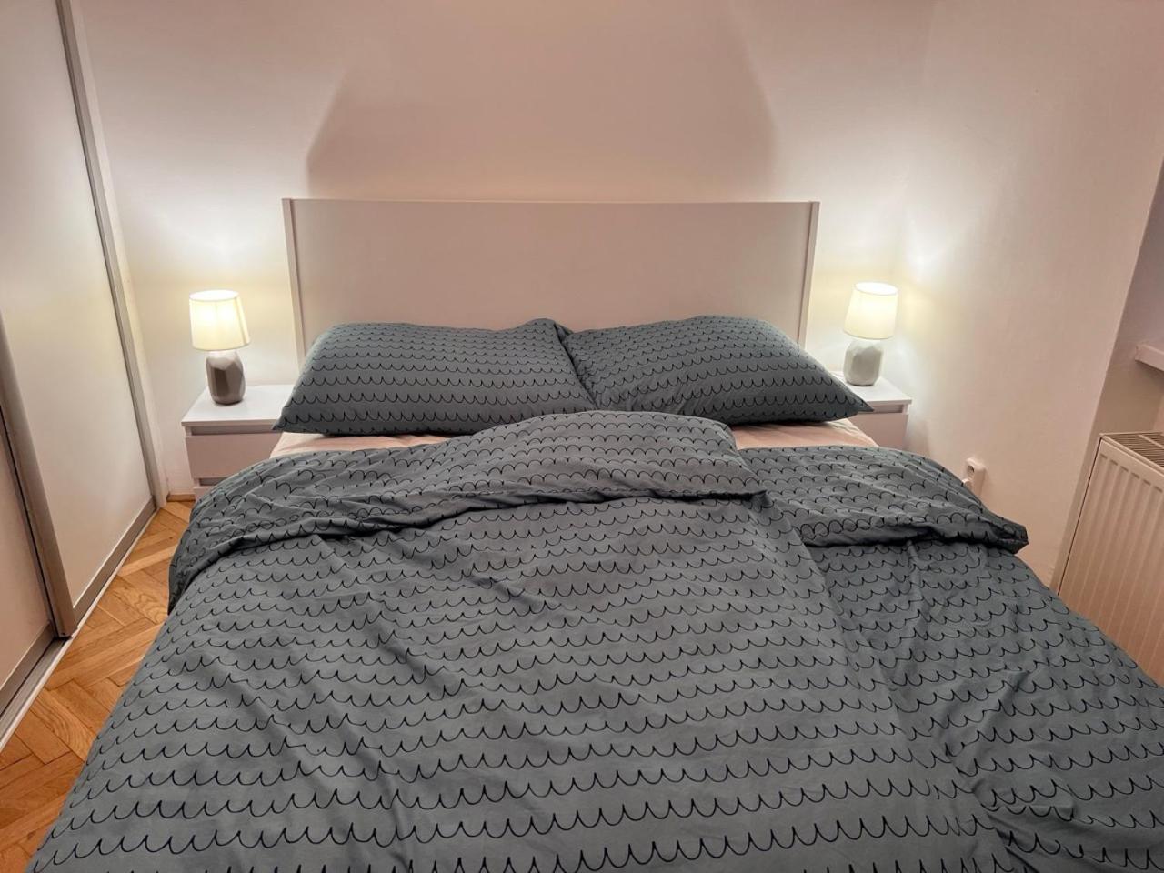 Stylish Flat In City Centre Bratislava Eksteriør billede